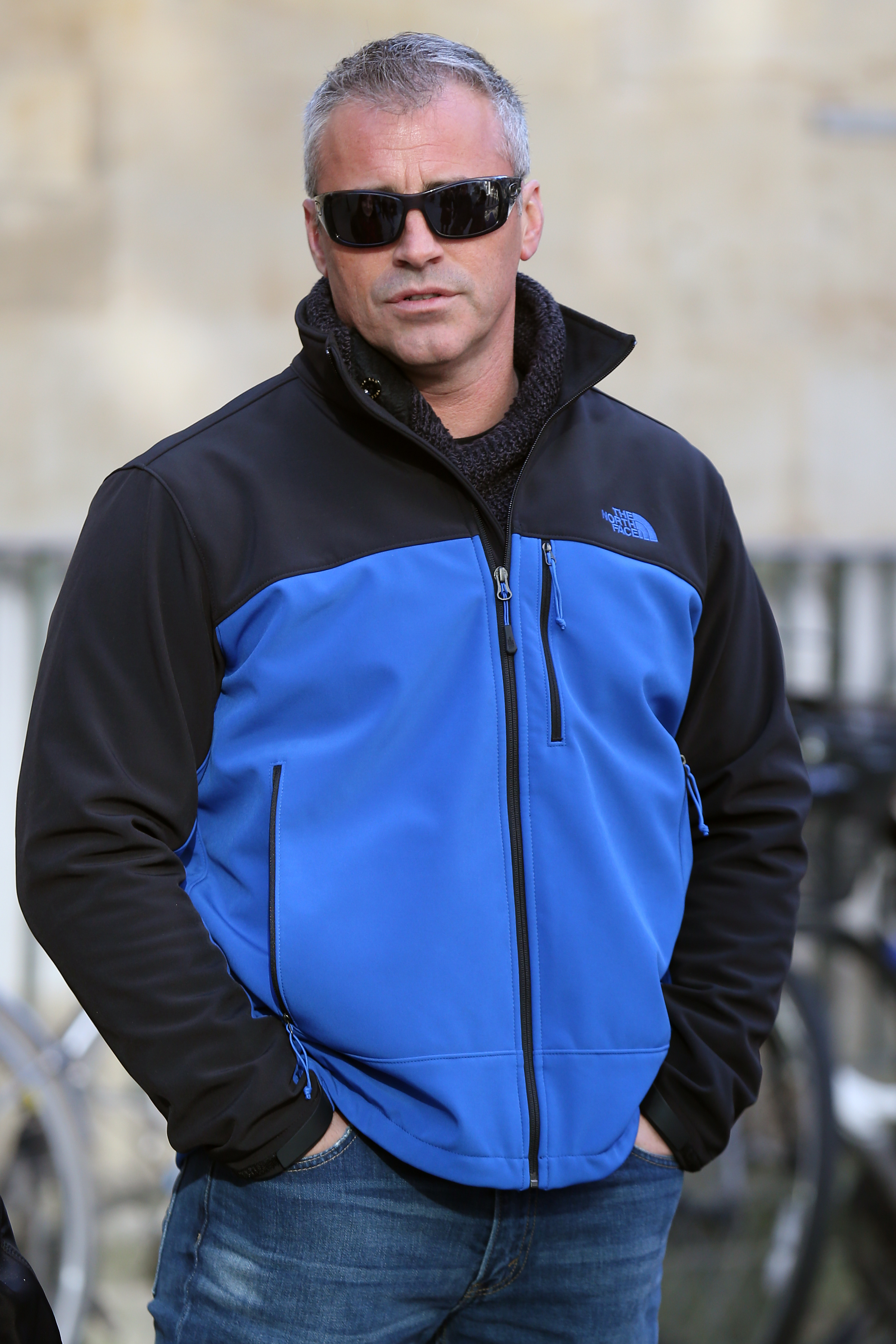 Matt LeBlanc vu en train de tourner "Top Gear" le 19 février 2016, à Londres, en Angleterre. | Source : Getty Images