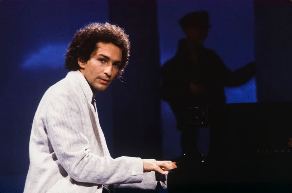 Michel Berger lors d'un concert en octobre 1983 à Paris, France. | Photo : Getty Images