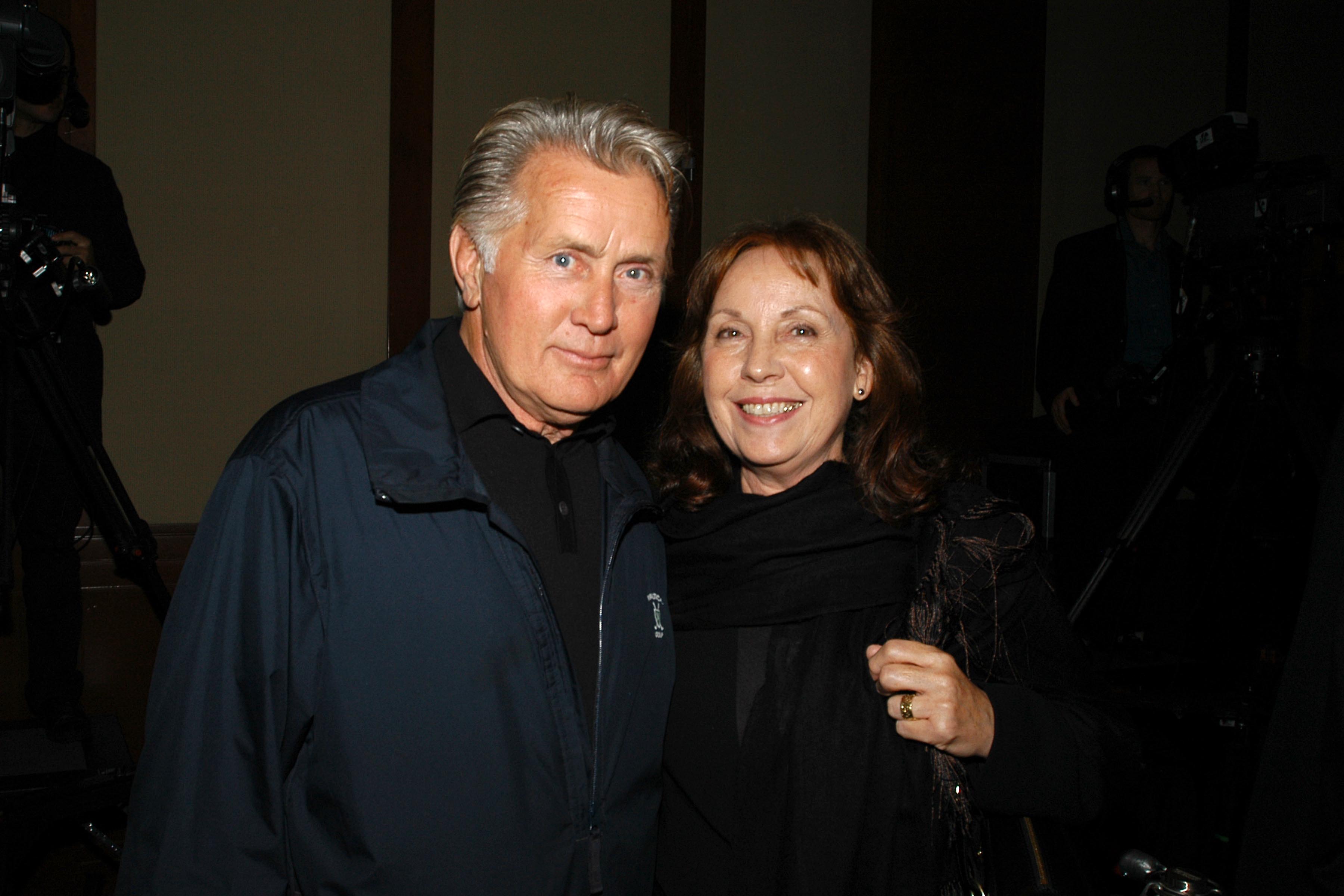 Martin Sheen et Janet Sheen au Pier Sixty le 6 octobre 2006 à New York. | Source : Getty Images