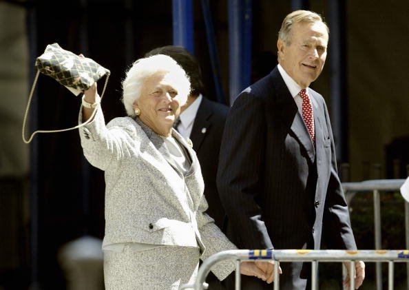 Le président George H.W. Bush et Barbara Bush, le 2 septembre 2004,  New York City | Getty Images