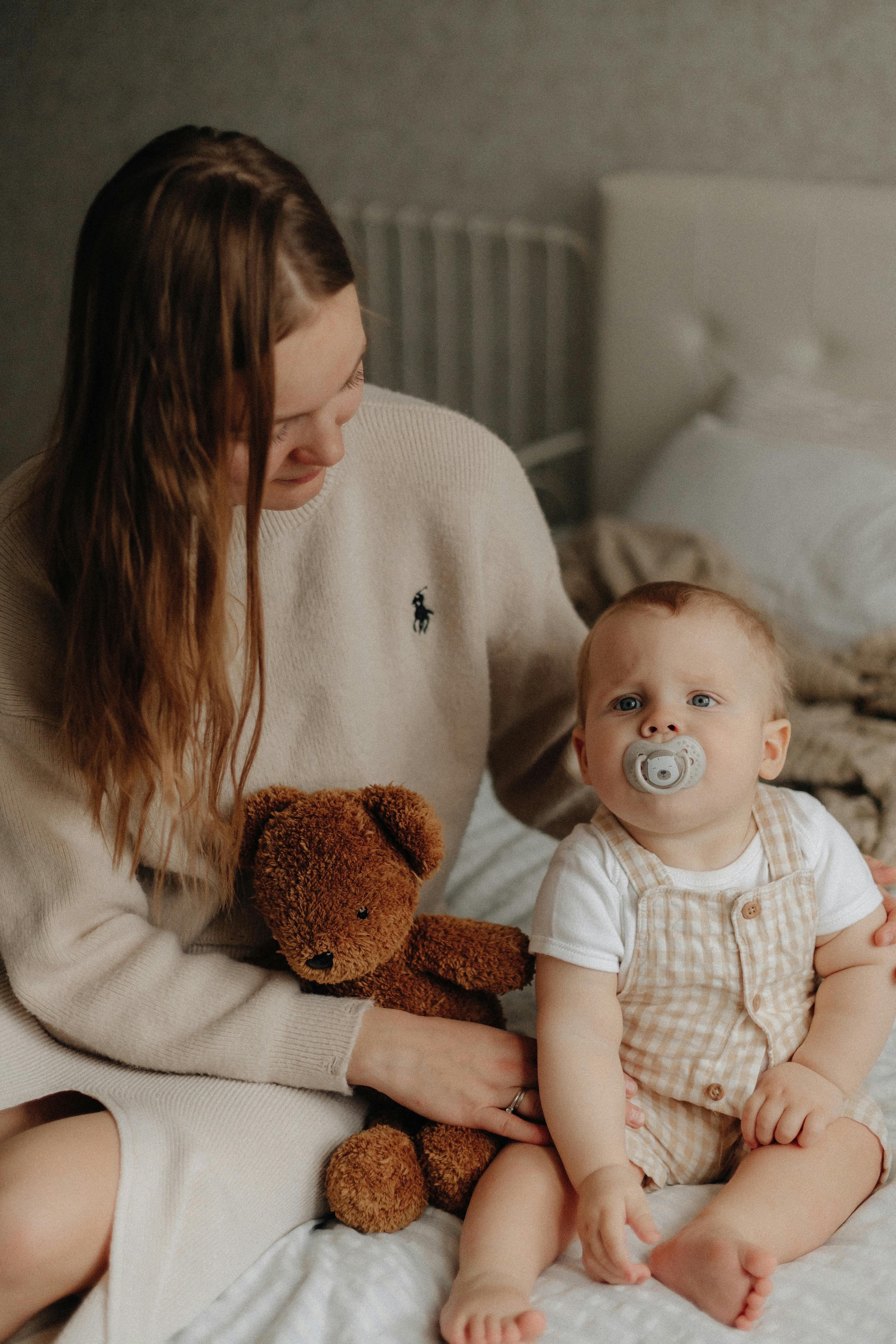 Femme avec son bébé | Source : Pexels