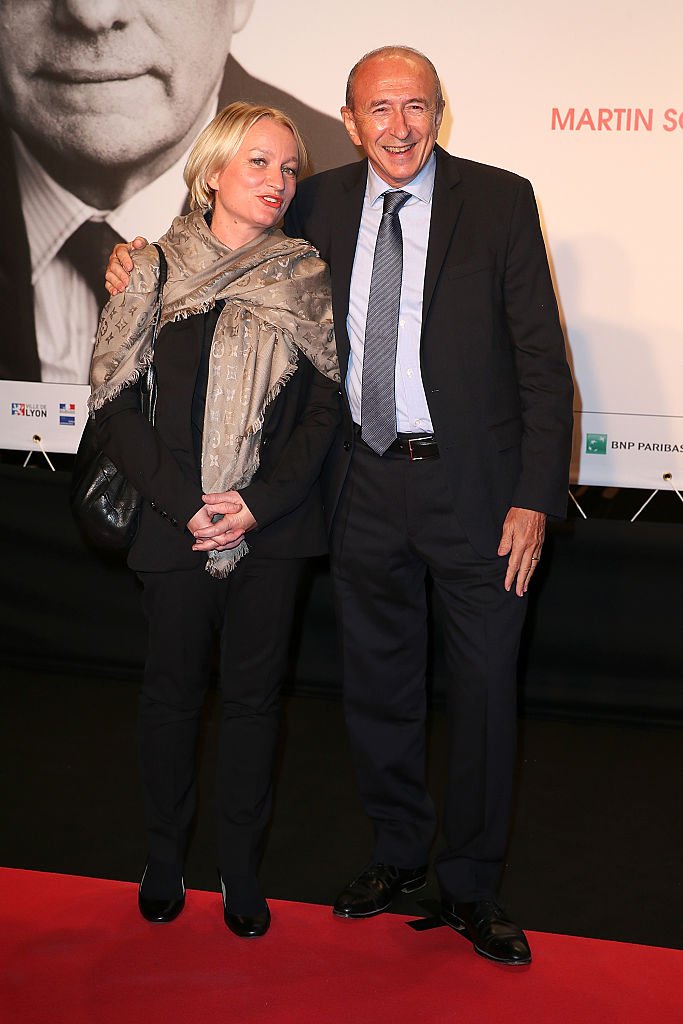 Le maire de Lyon, Gérard Collomb et son épouse Caroline assistent à la cérémonie d'ouverture du 7ème Festival du Film Lumière le 12 octobre 2015 à Lyon, France. | Photo : Getty Images