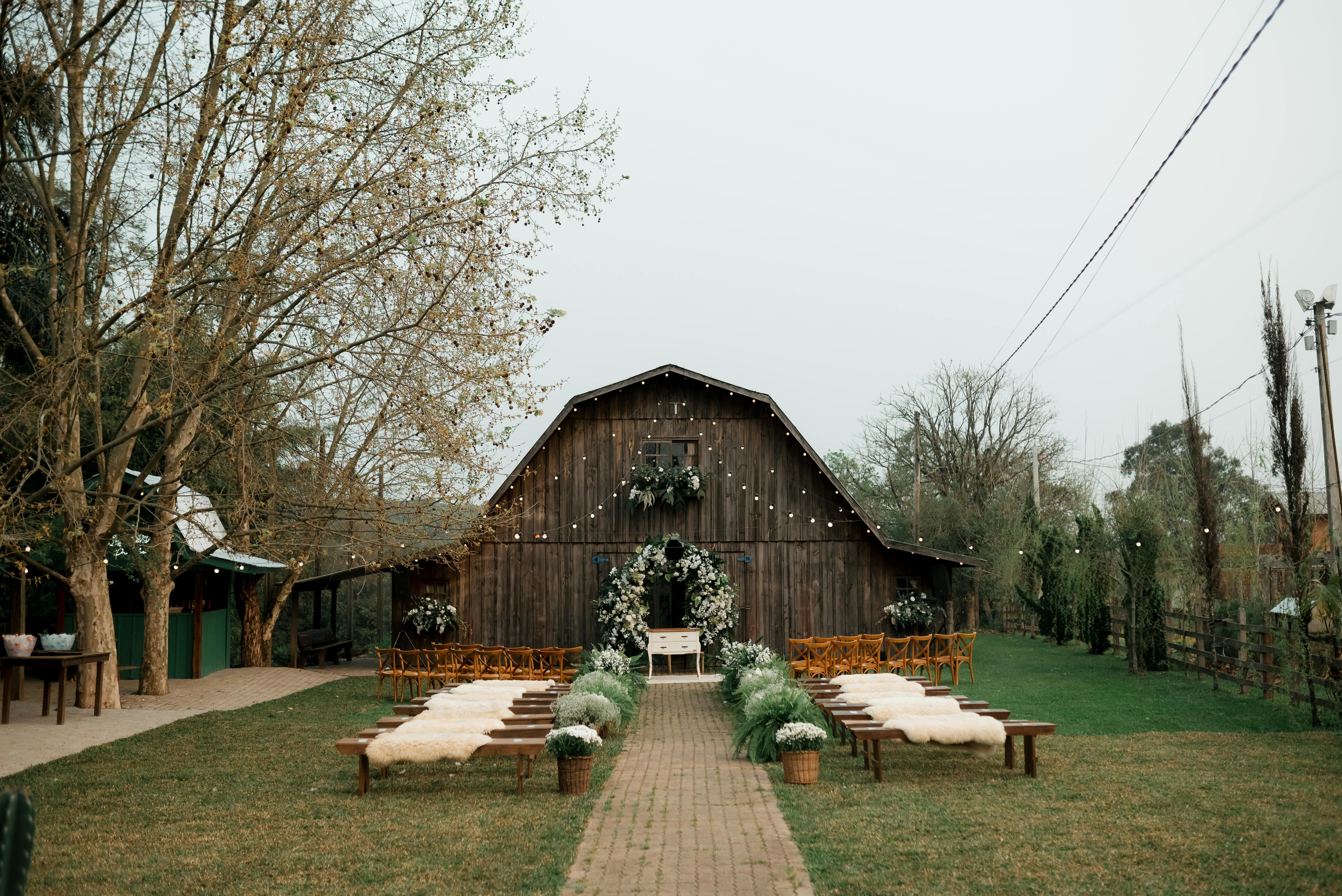 Un lieu décoré pour un mariage | Source : Pexels