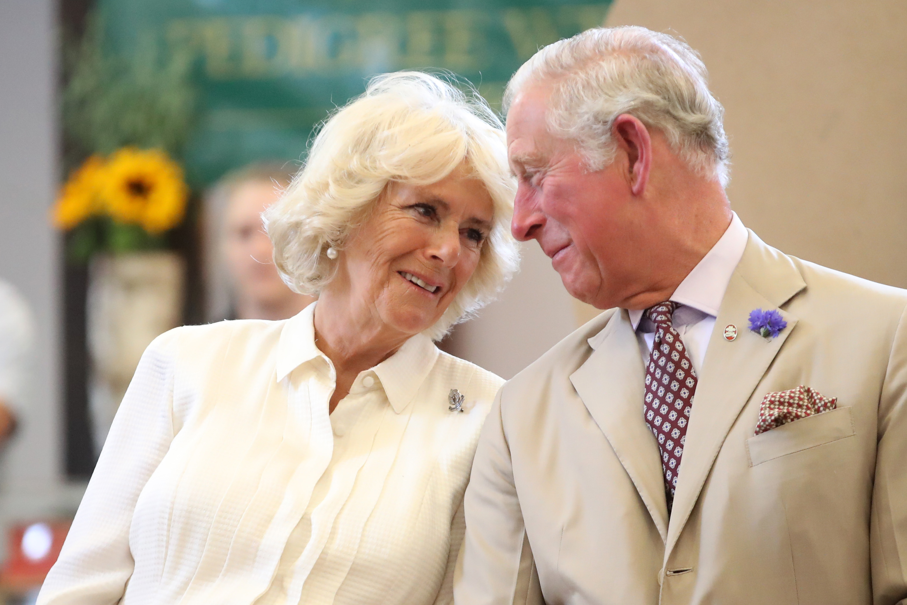 La reine Camilla et le roi Charls III lors du troisième jour de leur visite au Pays de Galles à Builth Wells, au Pays de Galles, le 4 juillet 2018 | Source : Getty Images