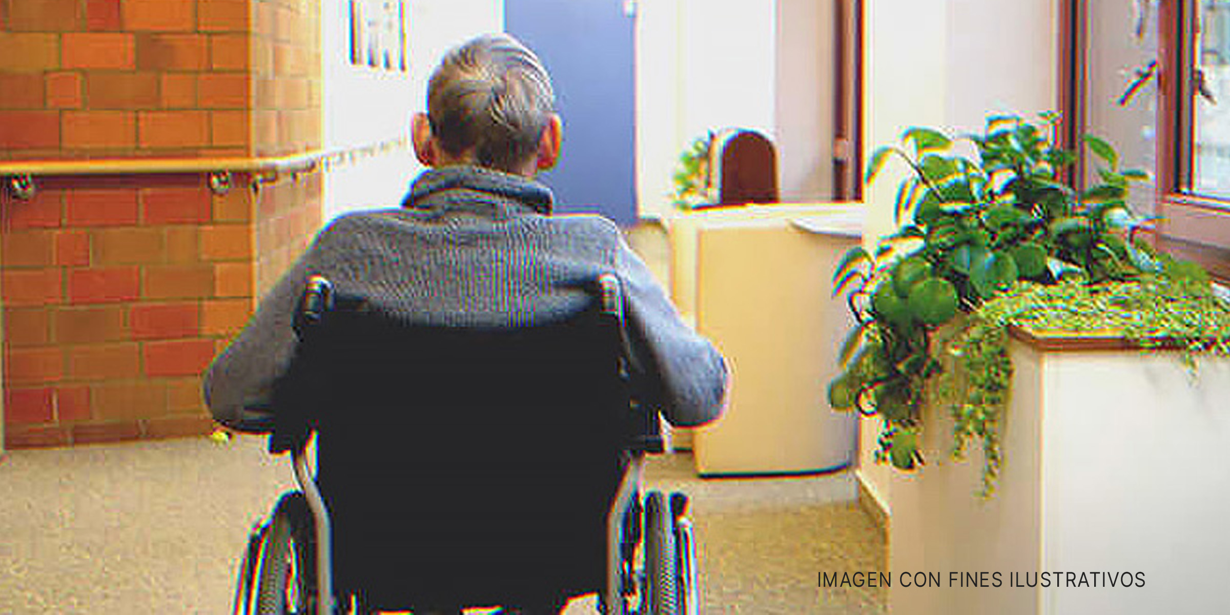 Hombre mayor en silla de ruedas | Imagen: Shutterstock
