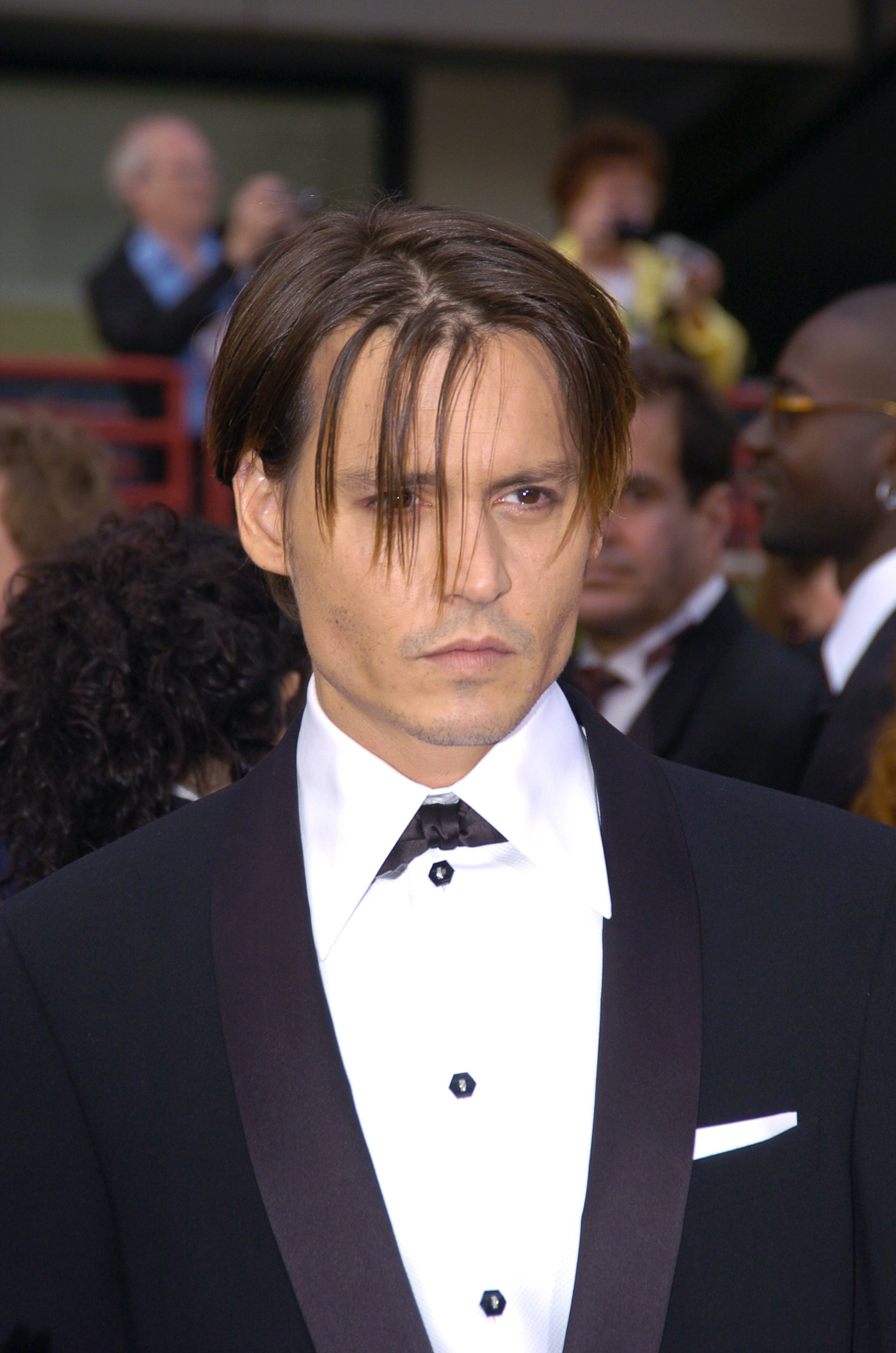 Johnny Depp à la 76e cérémonie des Oscars à Hollywood, Californie, le 29 février 2004 | Source : Getty Images