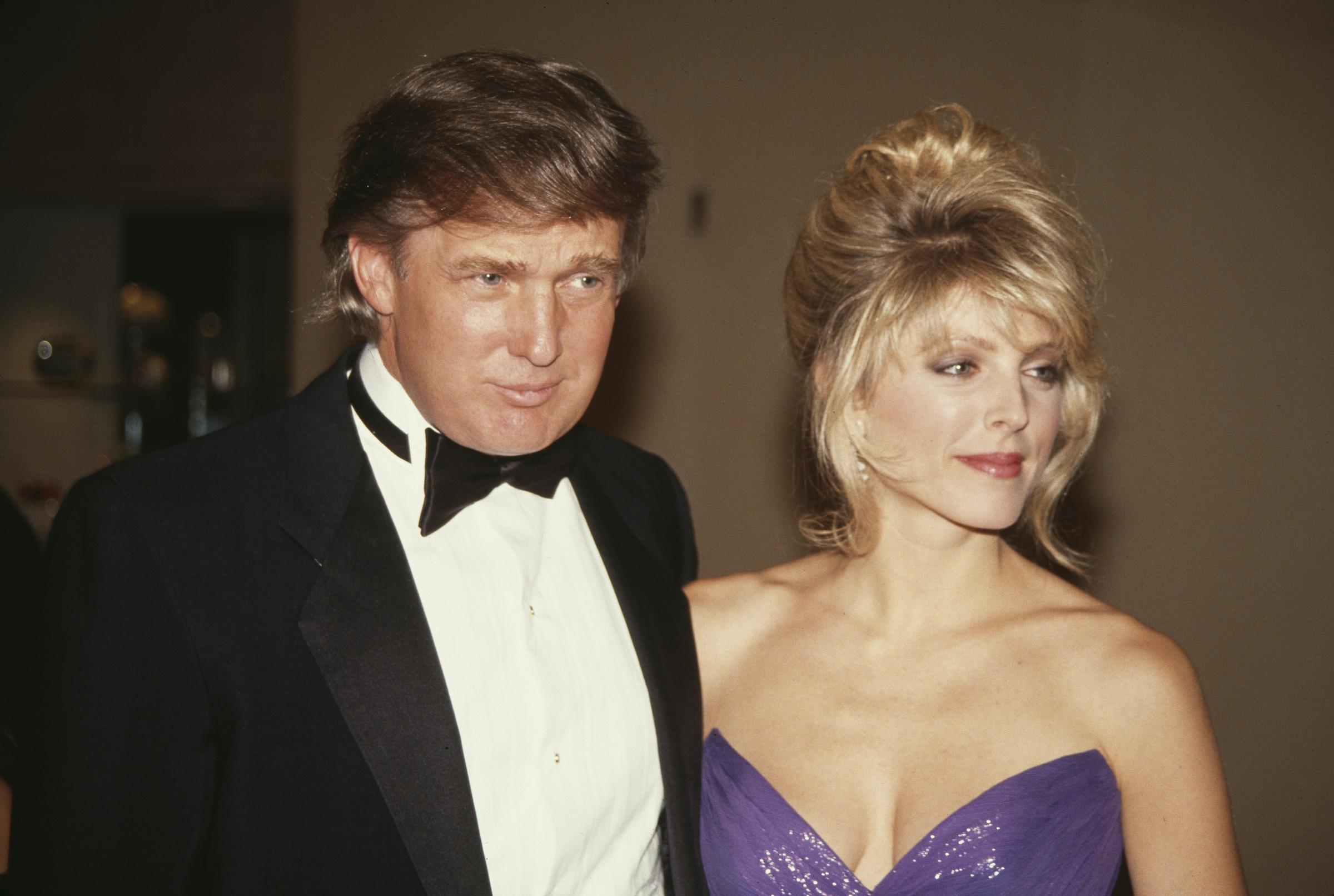 Donald Trump avec l'actrice lors des Soap Opera Digest Awards 1992 le 10 janvier 1992 | Source : Getty Images