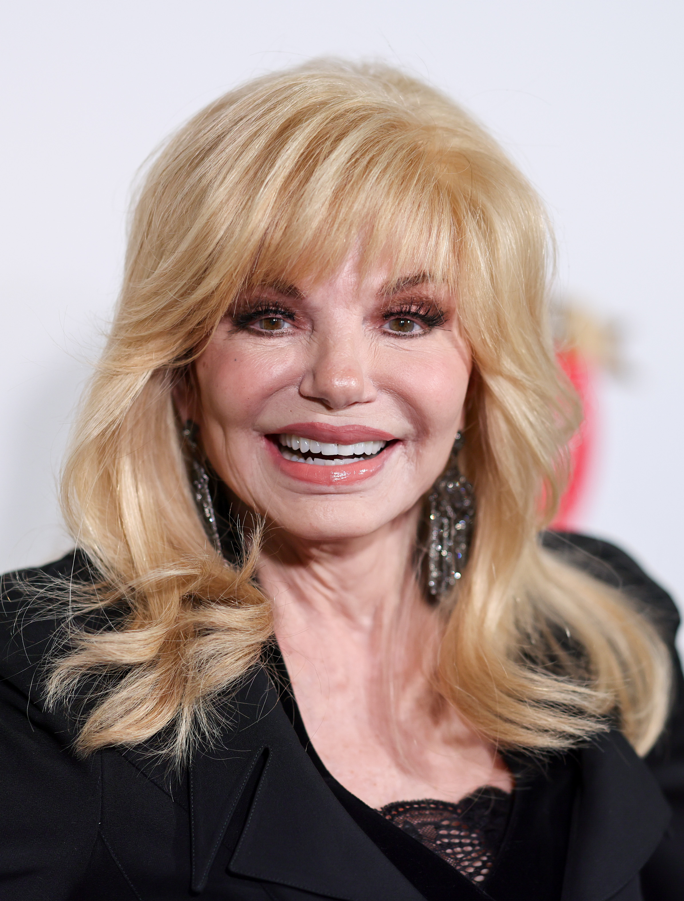 Loni Anderson assiste à l'événement de vacances de Lifetime qui honore les conjoints militaires de Blue Star Families à The Maybourne Beverly Hills le 28 novembre 2023 | Source : Getty Images
