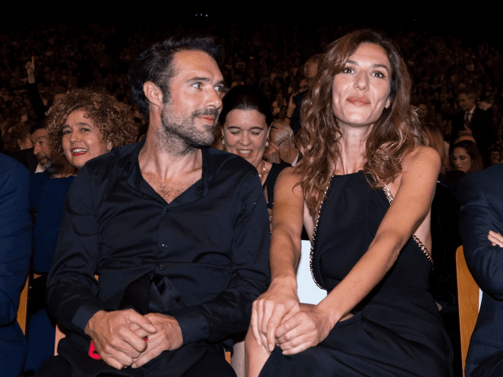 Doria Tillier et Nicolas Bedos assistent à la cérémonie d'ouverture du 11ème Festival du Film Lumière à Lyon, France. | Sources : Getty Images