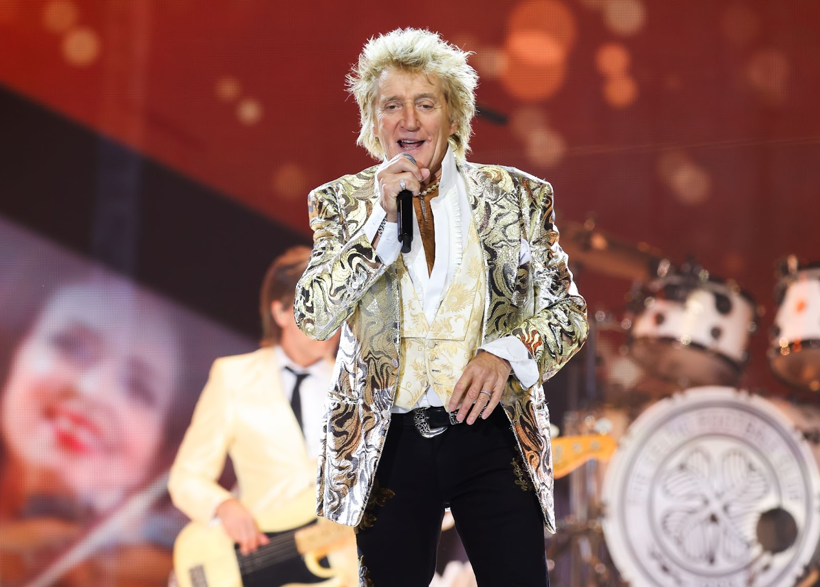 Rod Stewart se produisant au Tele2 Arena le 8 juin 2024, à Stockholm, en Suède. | Source : Getty Images