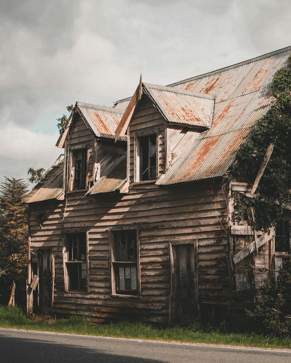 Une maison délabrée | Source : Pexels