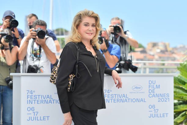L'actrice Cathérine Deneuve au Festival de Cannes le Samedi 10 juillet 2021 | Photo : Getty Images