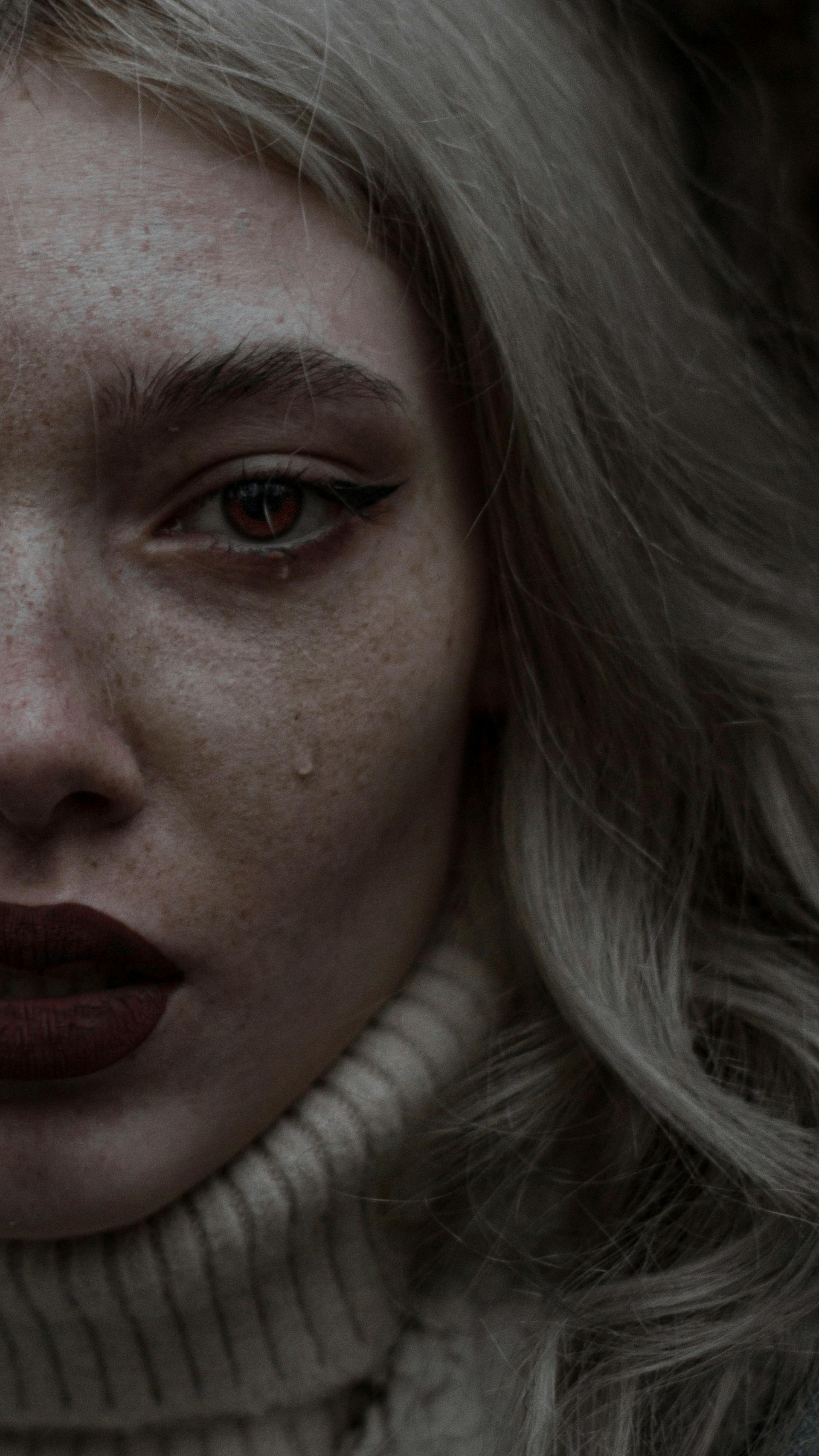 Gros plan sur une femme qui pleure | Source : Pexels