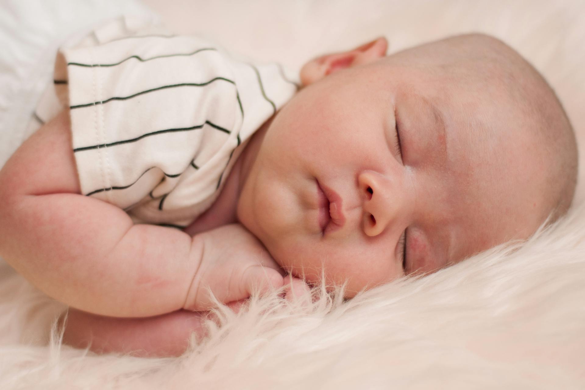 Un bébé qui dort | Source : Pexels