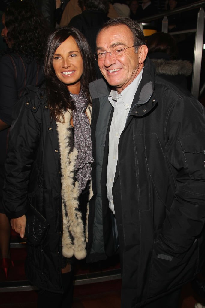 Jean-Pierre Pernaut et sa femme Nathalie assistent à la première parisienne de Rien A Declarer au Cinéma Pathe Quai d'Ivry le 24 janvier 2011 à Ivry-sur-Seine, France. | Source : Getty Images