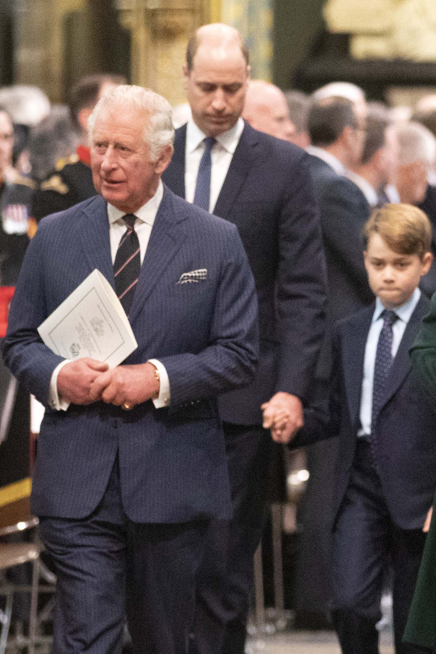 Le prince Charles, le prince William et le prince George assistent à un service d'action de grâce pour le prince Philip à l'abbaye de Westminster, dans le centre de Londres, le 29 mars 2022 | Source : Getty Images