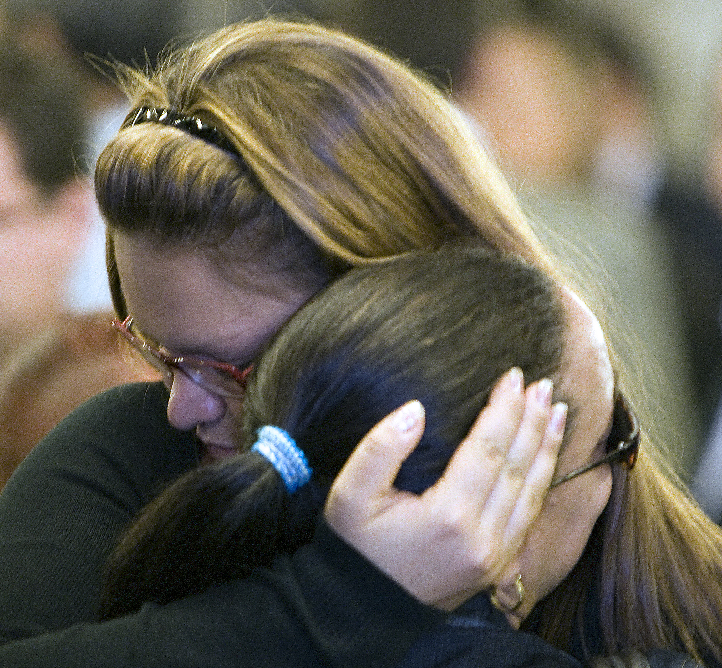 Les proches des personnes décédées dans l'accident du vol 447 d'Air France à Rio de Janeiro, au Brésil, en 2009 | Source : Getty Images