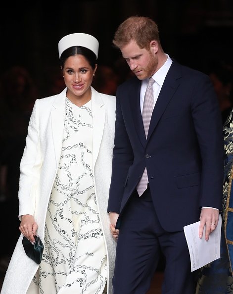 Meghan Markle et le prince Harry quittent le Service du Commonwealth à l'Abbaye de Westminster le 11 mars 2019, à Londres, en Angleterre. | Source : Getty Images