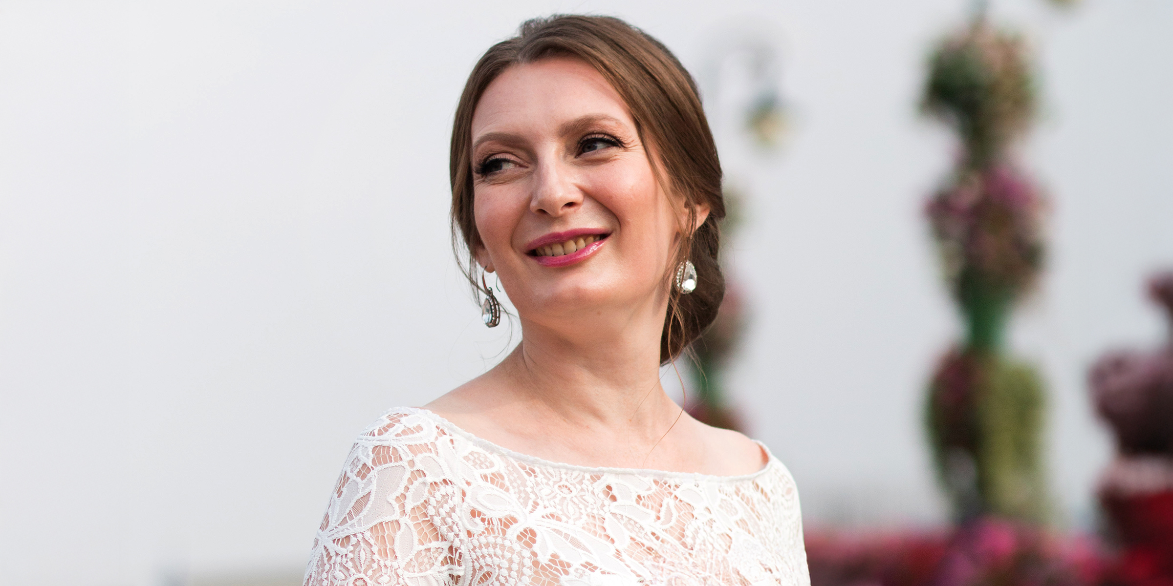 Une femme en robe de mariée | Source : Shutterstock