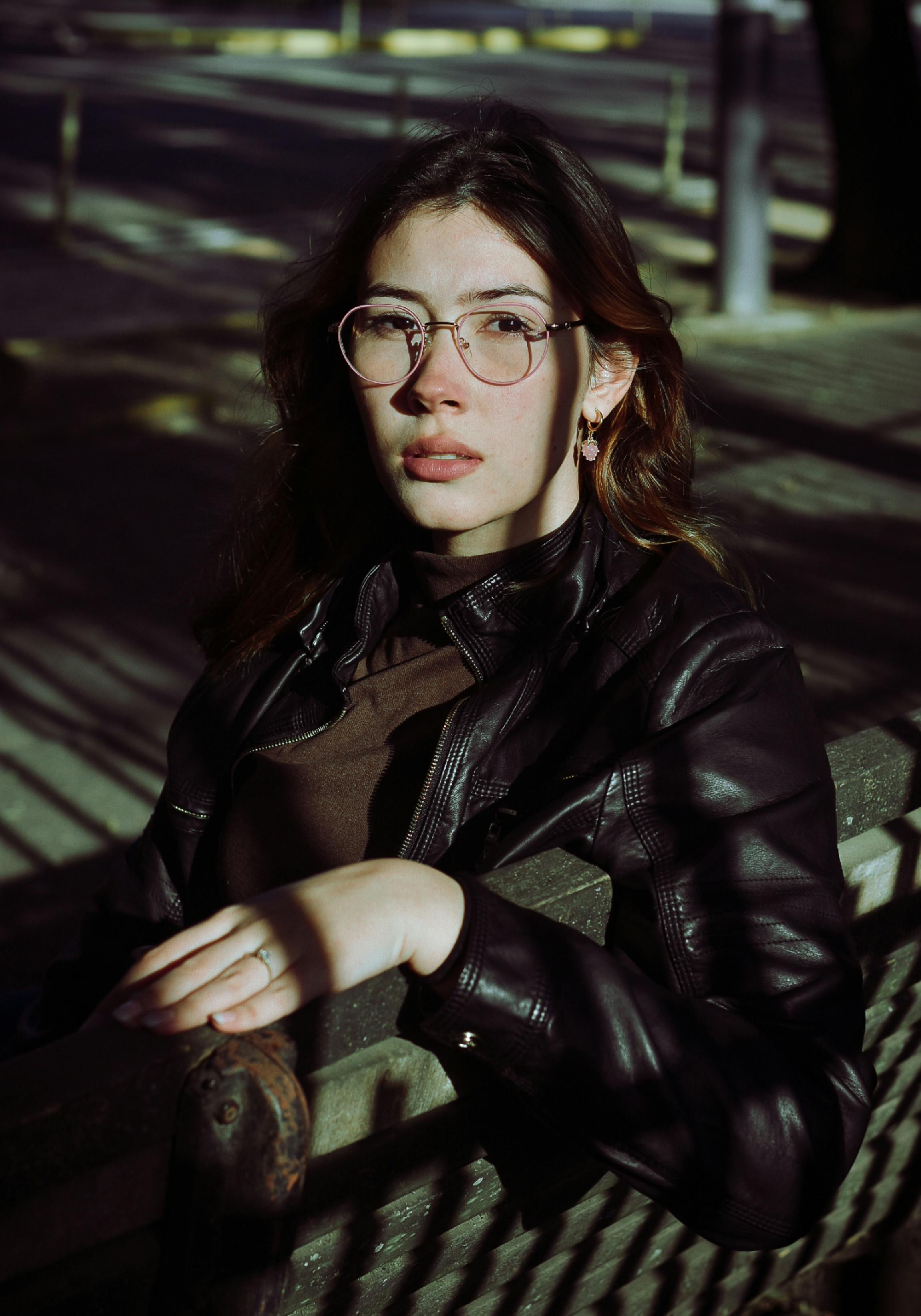 Une femme sérieuse | Source : Pexels