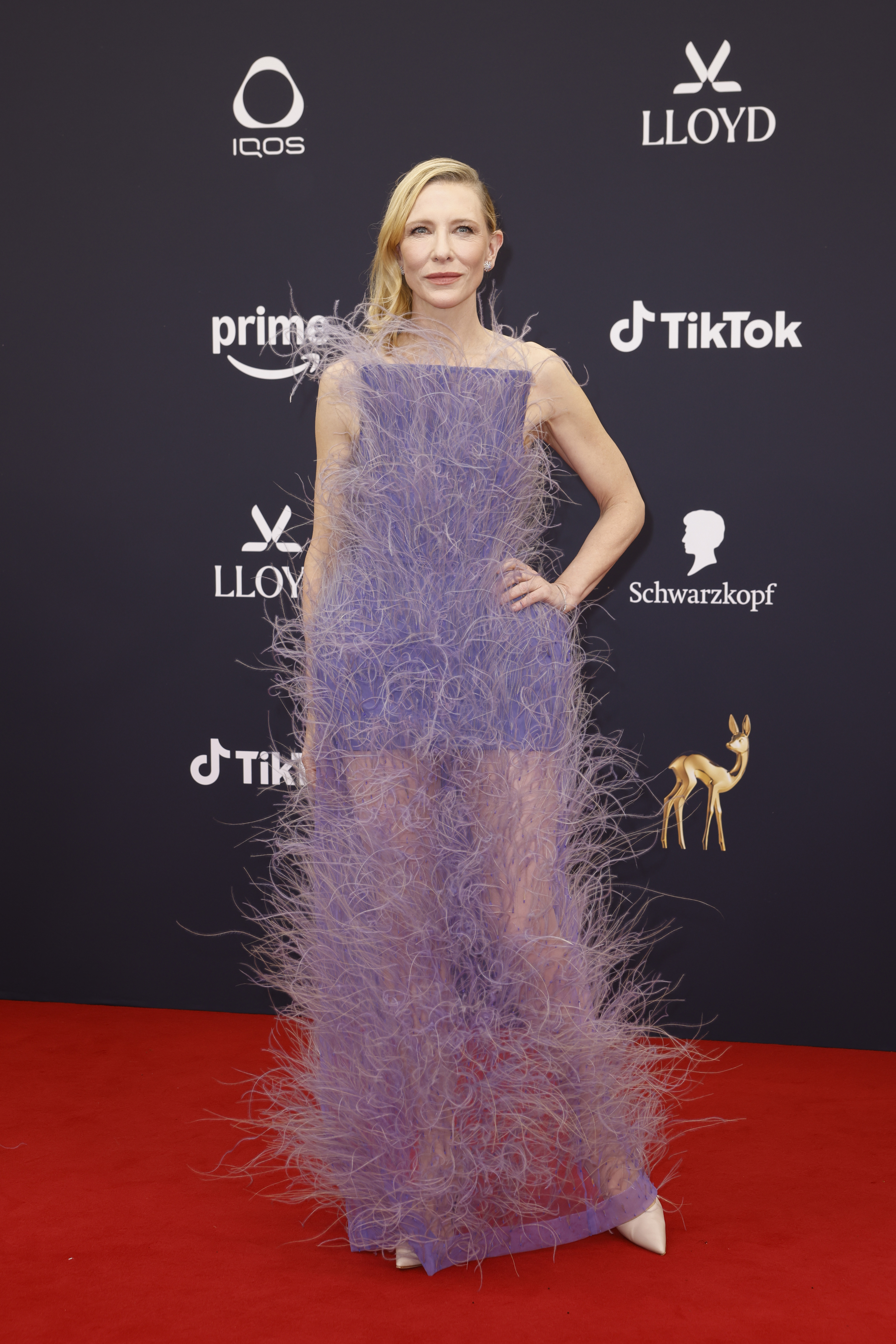 Cate Blanchett arrive pour le prix Bambi 2025 aux studios Bavaria le 13 novembre 2025, à Munich, en Allemagne. | Source : Getty Images