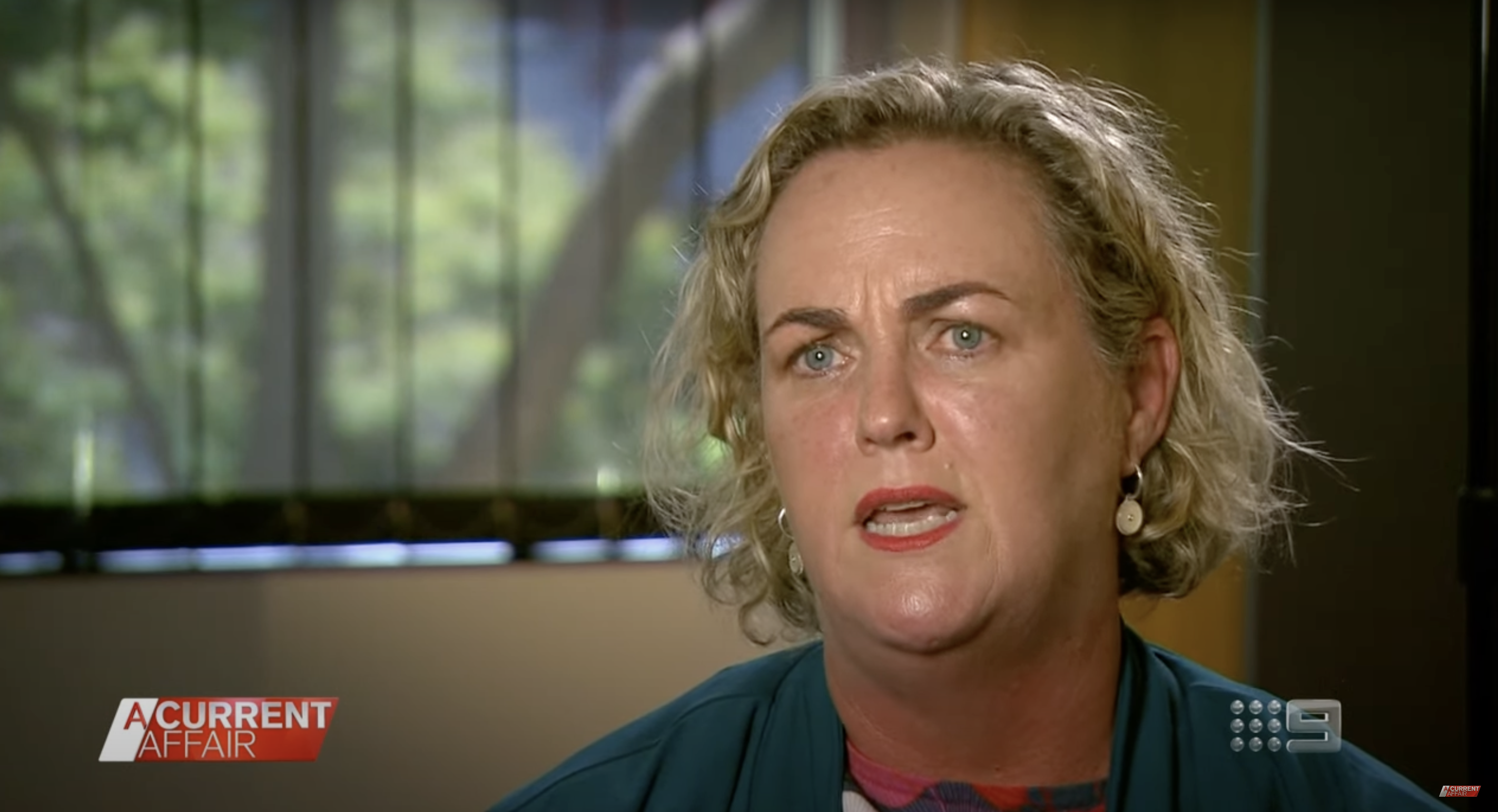 Cresta Richardson, présidente du syndicat des enseignants du Queensland, partageant ses réflexions sur l'incident, dans une vidéo datée du 5 décembre 2023 | Source : youtube.com/ACurrentAffair9.