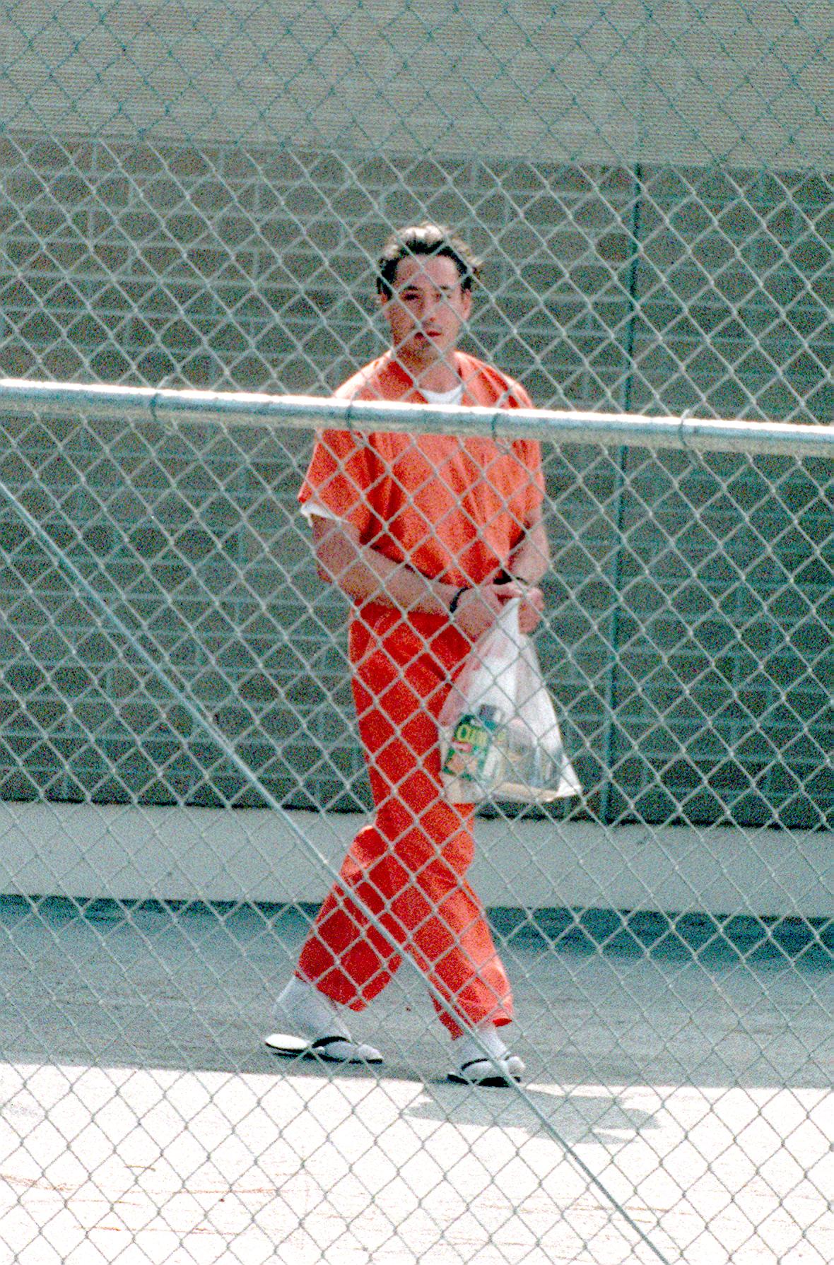 Robert Downey Jr. le 5 août 1999, à Malibu, en Californie. | Source : Getty Images