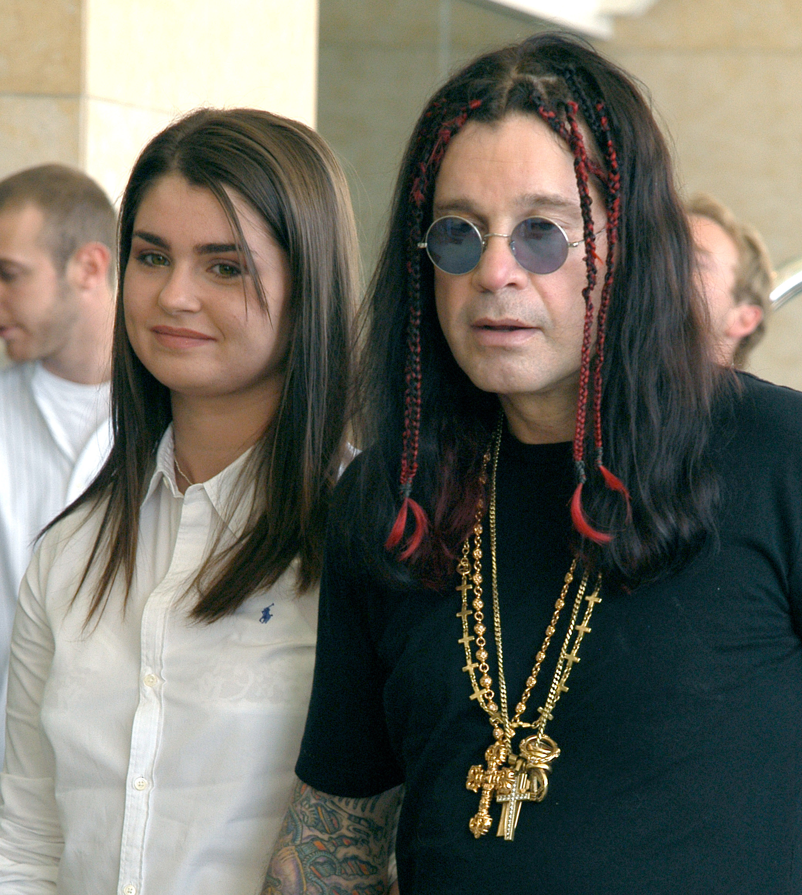 Aimee Osbourne et Ozzy Osbourne lors du TCA July 2003 Cable Press Tour à l'hôtel Renaissance Hollywood à Hollywood, Californie, États-Unis, le 8 juillet 2003 | Source : Getty Images