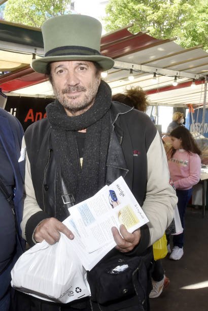 Le chanteur Francis Lalane | Photo : Getty Images