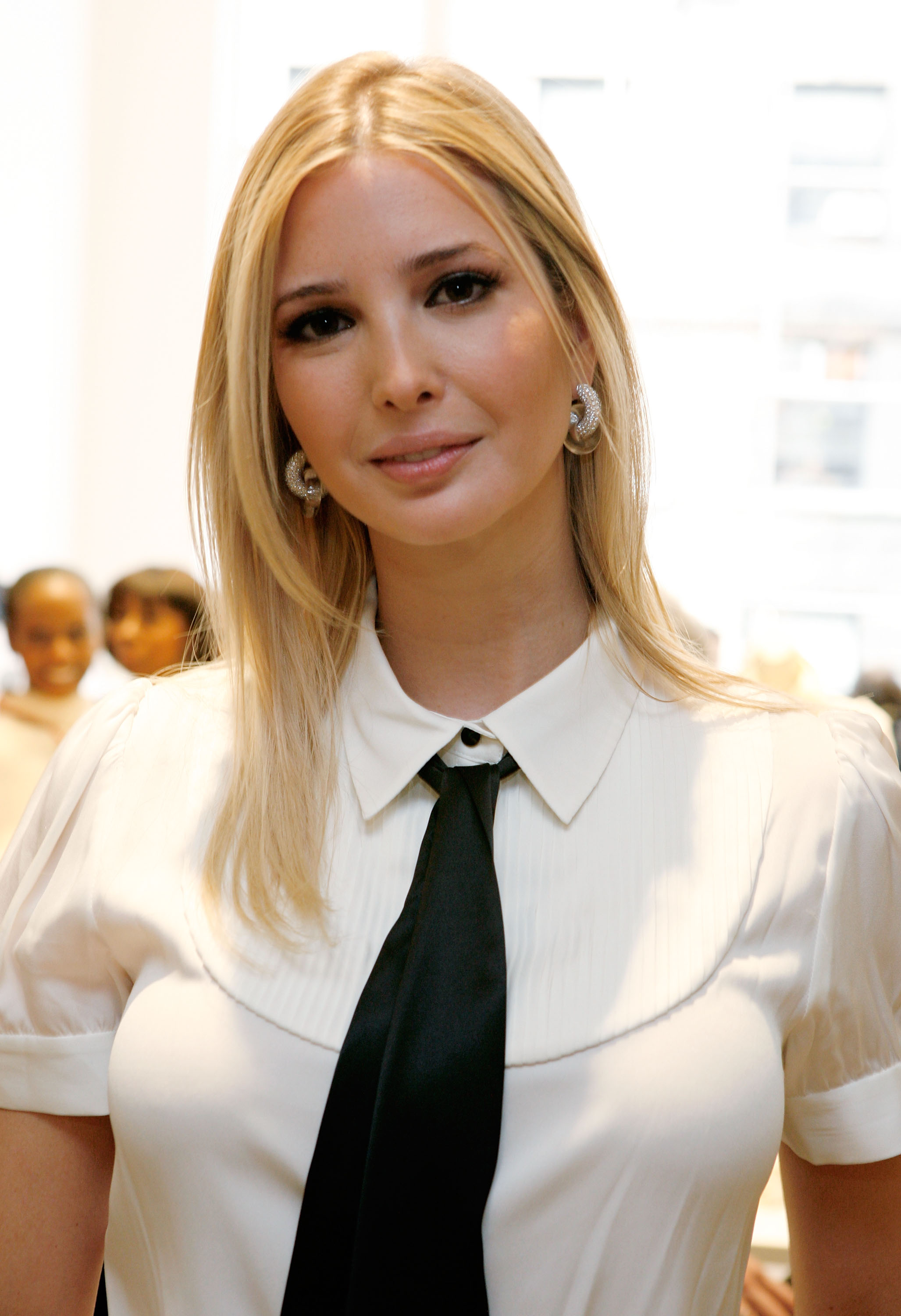 Ivanka Trump assiste au 22e événement annuel de shopping caritatif Miracle on Madison Avenue, le 7 décembre 2008, à New York. | Source : Getty Images