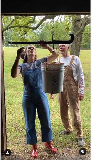 Jennifer Garner et Robert à la ferme | Source : Instagram.com/jennifer.garner/
