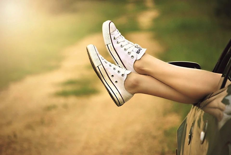 Jambes d'une femme avec la chaussure. | Photo : Pixabay