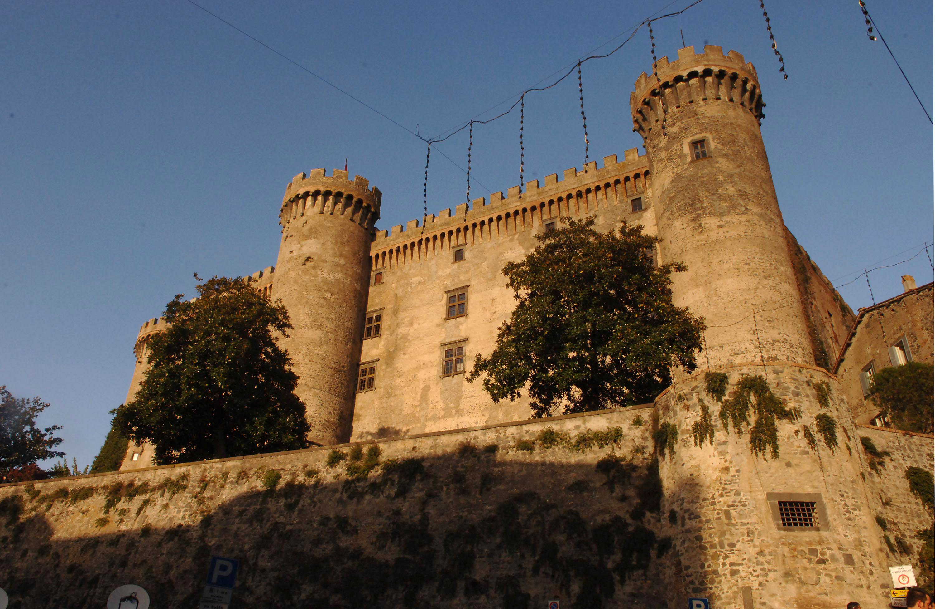 Le lieu de mariage de Tom Cruise et Katie Holmes, le château Odescalchi, photographié le 18 novembre 2006 à Rome, en Italie. | Source : Getty Images