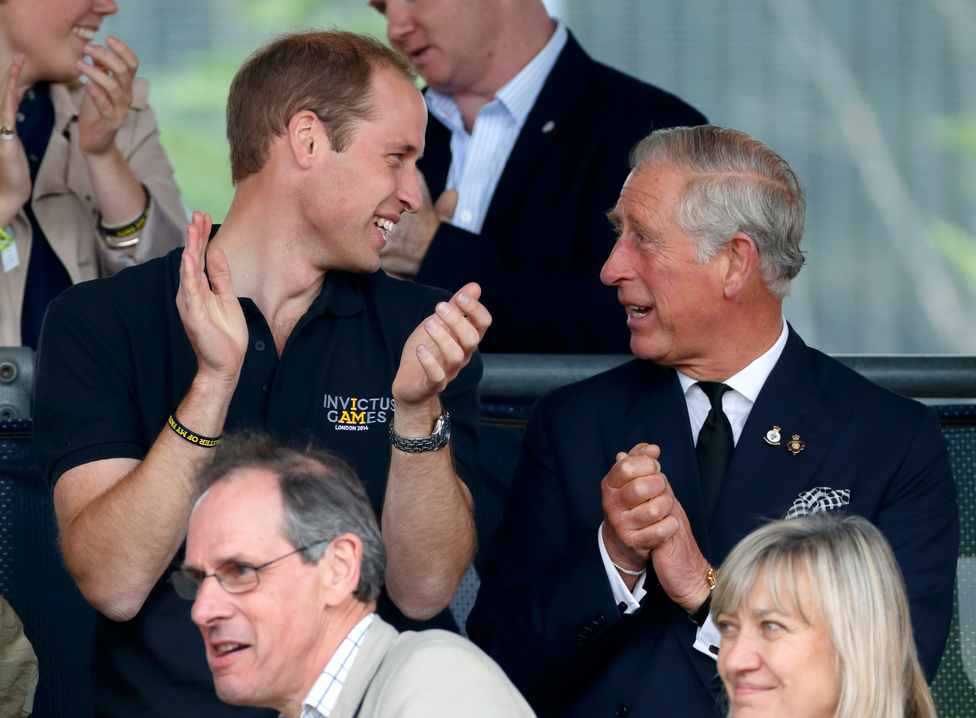 Le prince William et le roi Charles III aux Invictus Games à Londres, en Angleterre, le 11 septembre 2014 | Source : Getty Images