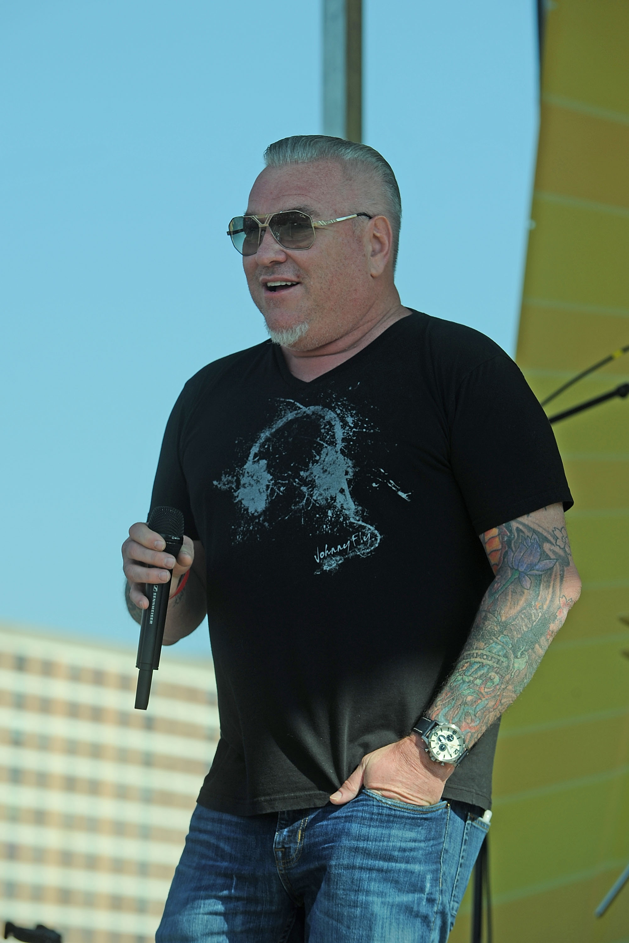 Steven Harwell de Smash Mouth se produit lors du WCBS FM Shannon In The Morning Summer Blastoff à Coney Island le 25 mai 2018, à New York | Source : Getty Images