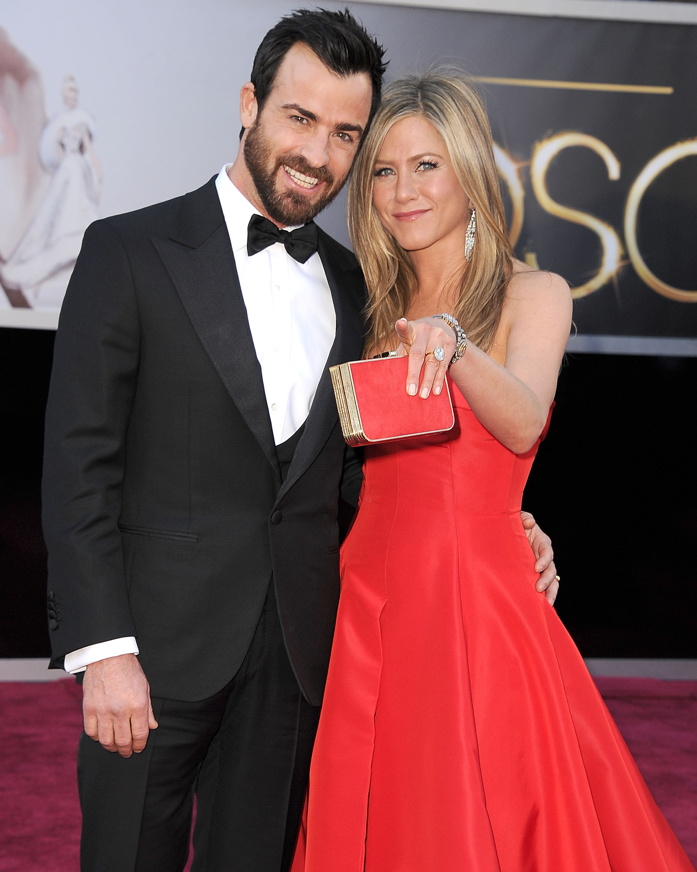 Justin Theroux et Jennifer Aniston lors de la 85e cérémonie annuelle des Oscars au Dolby Theatre le 24 février 2013 | Source : Getty Images