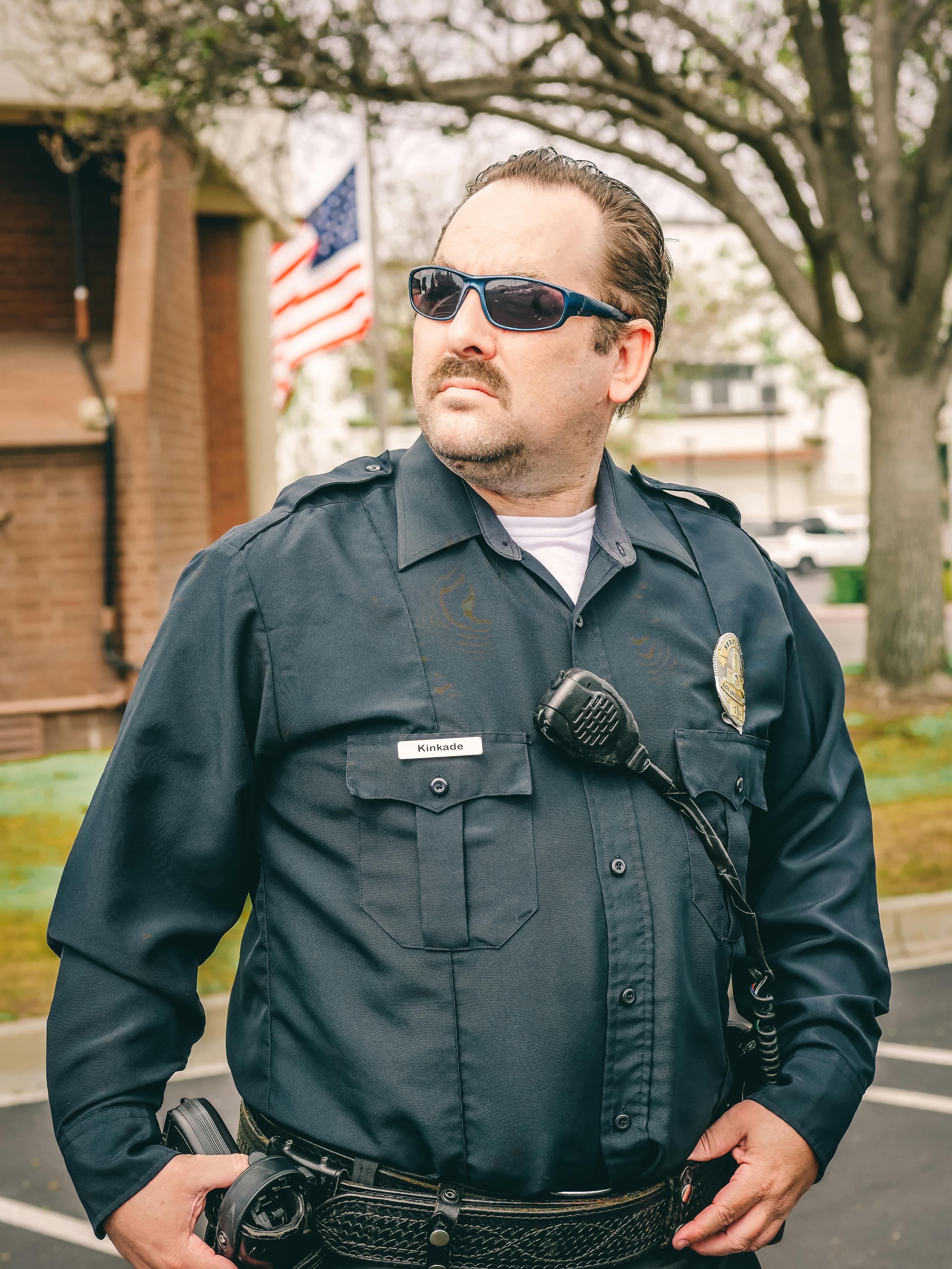 Un policier sérieux | Source : Pexels