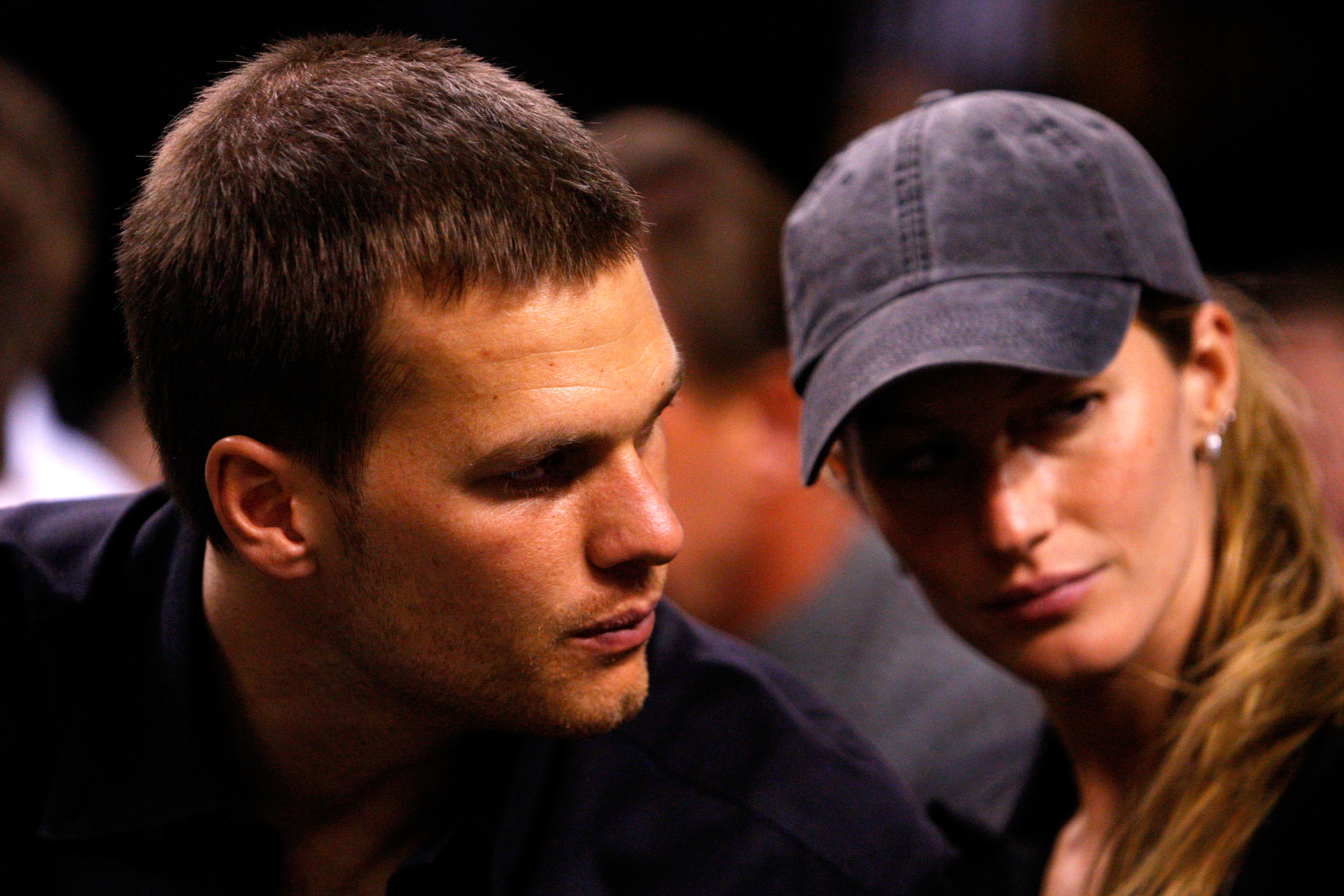 Tom Brady et Gisele Bündchen au TD Banknorth Garden à Boston, Massachusetts, le 22 mai 2008 | Source : Getty Images