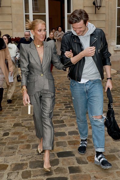 Celine Dion et Pepe Munoz au défilé de mode à Paris | Photo: Getty Images