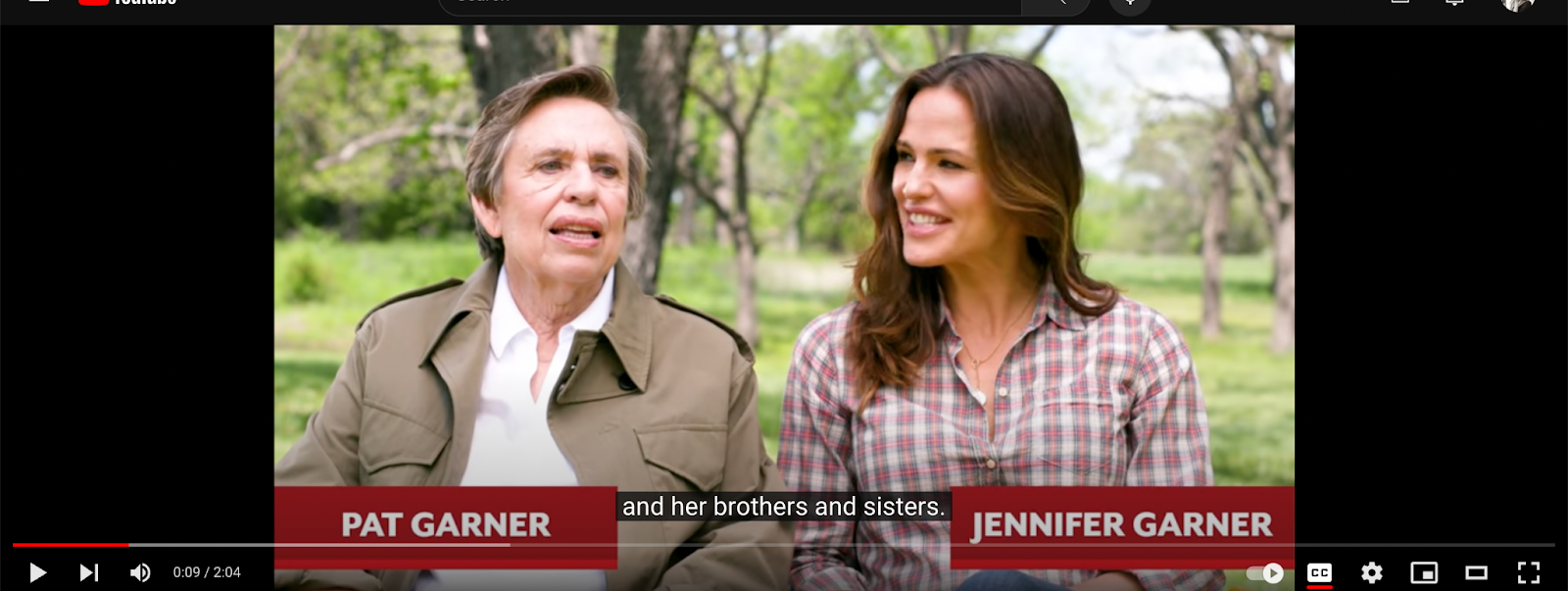 Patricia et Jennifer Garner sur une vidéo datée du 14 août 2018 | Source : Youtube.com/@southernliving