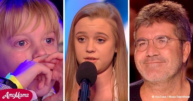 Le petit frère de cette jeune fille n'arrête pas de pleurer après la puissante audition de sa sœur à la télévision