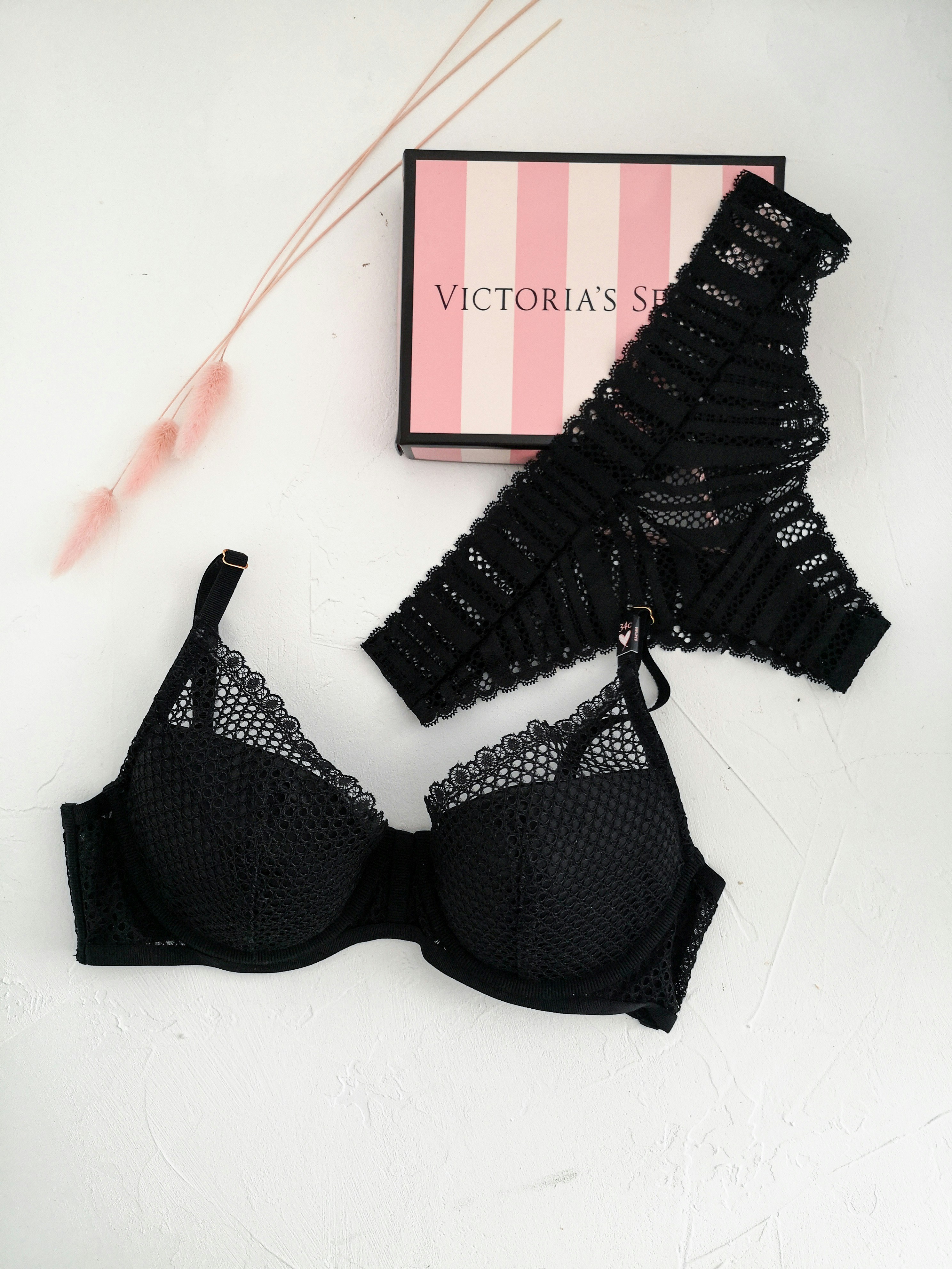 Lingerie | Source : Unsplash