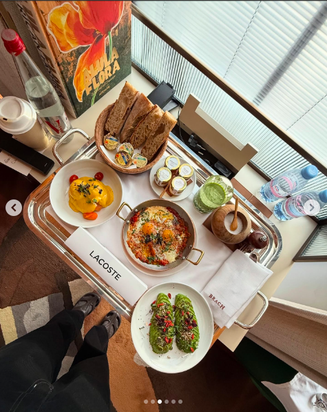 Le délicieux petit déjeuner d'Ella Emhoff lors de son séjour pour le défilé Lacoste. | Source : Instagram/Ella Emhoff