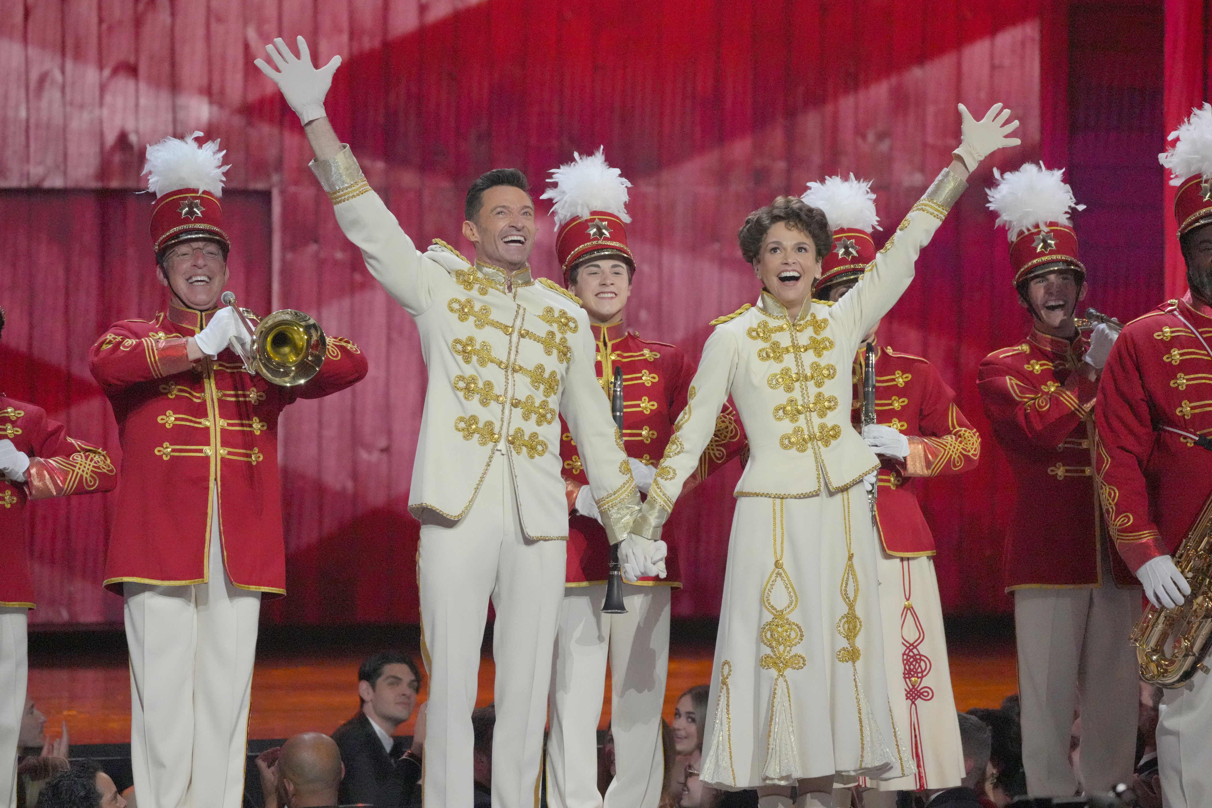 Hugh Jackman et Sutton Foster interprètent un numéro de "The Music Man" sur scène lors de la 75e cérémonie annuelle des Tony Awards au Radio City Music Hall à New York, le 12 juin 2022 | Source : Getty Images