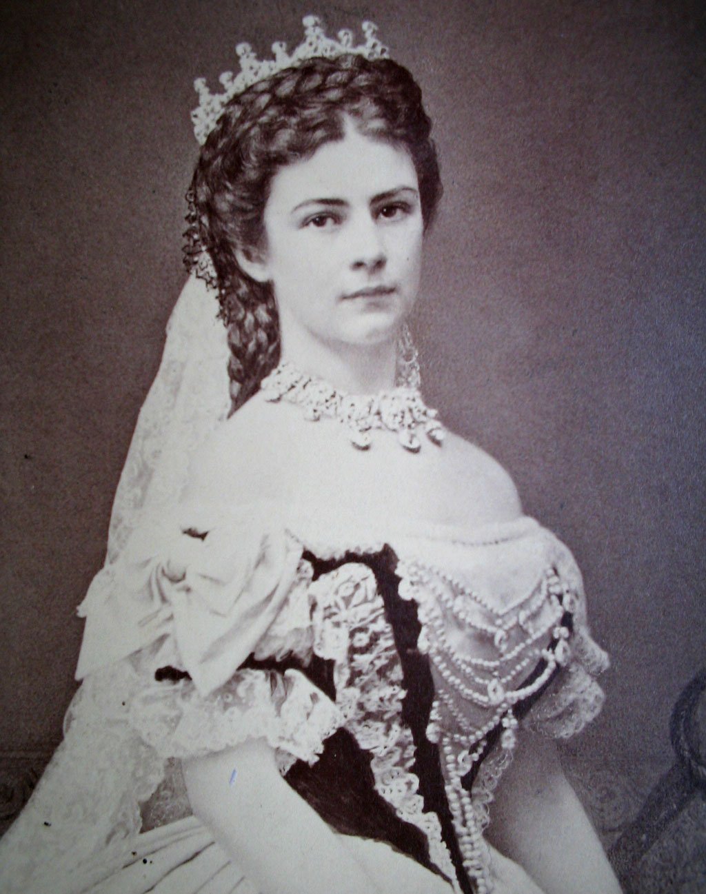 Portrait de l'Impératrice Élisabeth de Wittelsbach. | Photo : Wikimedi