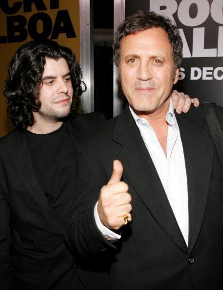 Sage Stallone et Frank Stallone au Grauman's Chinese Theater le 13 décembre 2006 à Hollywood, Californie | Photo : Getty Images