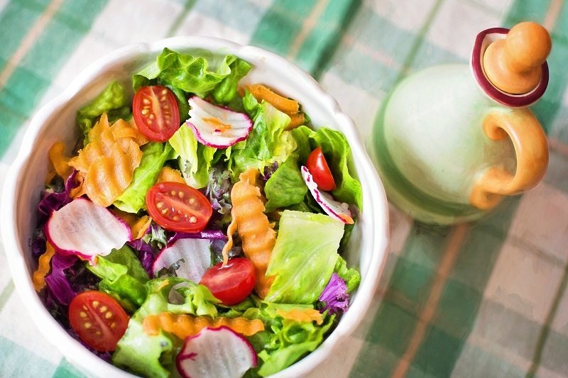 Un plat de salade | Photo : Pexels 