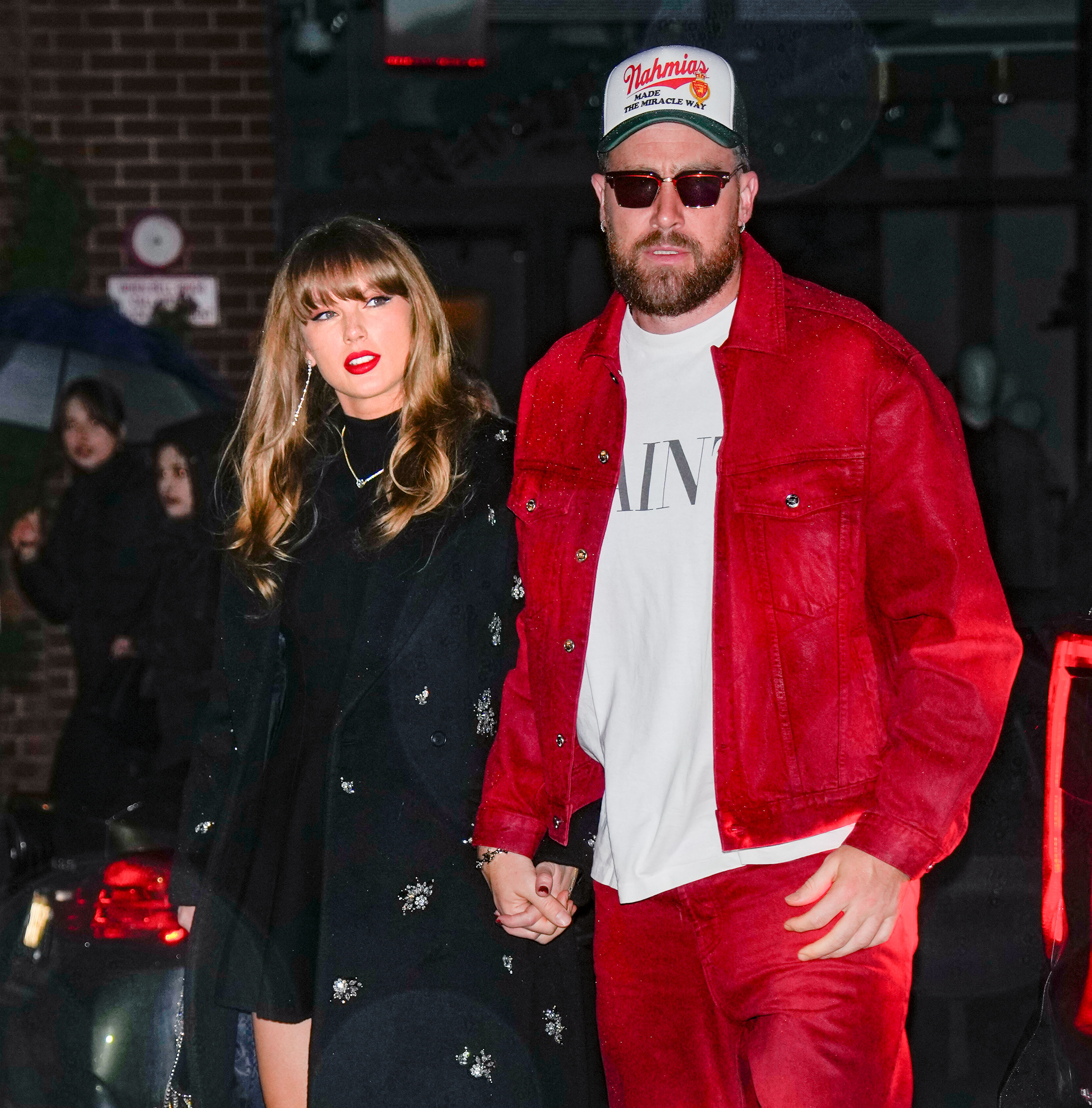 Taylor Swift et Travis Kelce sont vus le 28 décembre 2024, à New York | Source : Getty Images