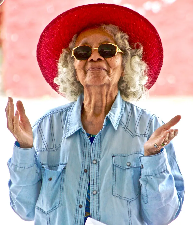 Photo d'une vieille femme portant un chapeau | Photo : Pexels