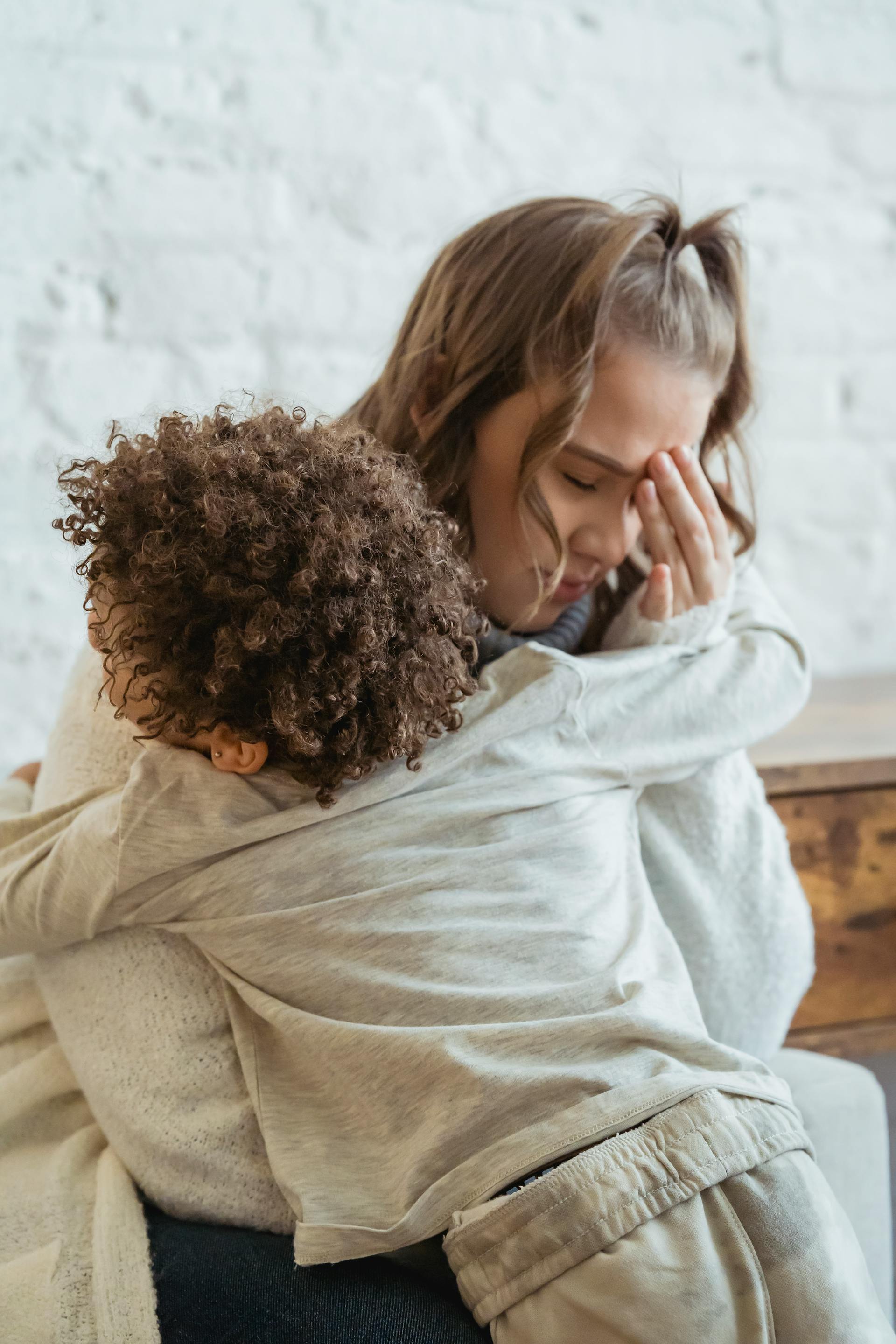 Mason demande à Sylvia de lui parler de son papa | Source : Pexels